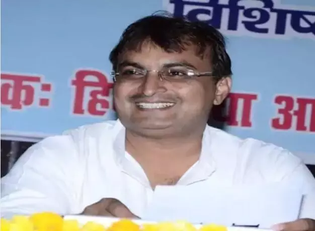 बोले यूनिवर्सिटी प्रोफेसर- मुस्कान व सोनम जैसी महिलाएं संघी विचार.... बोले यूनिवर्सिटी प्रोफेसर- मुस्कान व सोनम जैसी महिलाएं संघी विचार....