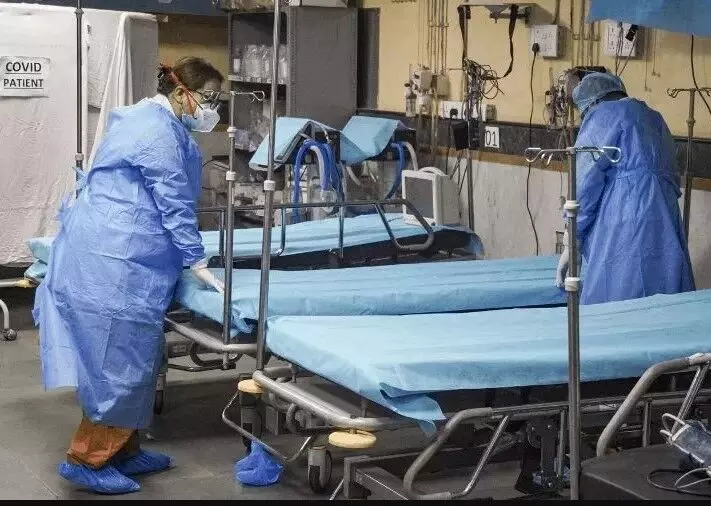 कोरोना ने बढ़ाया कुनबा- 24 घंटे में मिले दो सैकड़ा से अधिक नये मरीज कोरोना ने बढ़ाया कुनबा- 24 घंटे में मिले दो सैकड़ा से अधिक नये मरीज