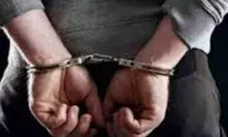 नौकरी दिलाने के नाम पर करते थे ठगी, दंपती सहित तीन गिरफ्तार