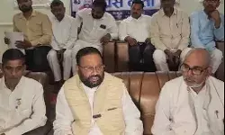 पूर्व मंत्री स्वामी प्रसाद का सरकार पर प्रहार- बोले करोड़ों युवा..... पूर्व मंत्री स्वामी प्रसाद का सरकार पर प्रहार- बोले करोड़ों युवा.....