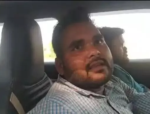 2000 की रिश्वत लेकर लेखपाल ने खोली राजस्व विभाग की पोल- चार लेखपालों.. 2000 की रिश्वत लेकर लेखपाल ने खोली राजस्व विभाग की पोल- चार लेखपालों..