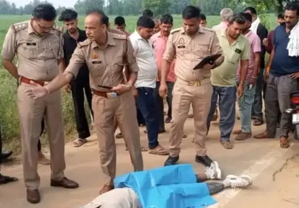 मजदूरी करने निकले राजमिस्त्री गुलशेर की गोली मारकर हत्या- पटरी पर..... मजदूरी करने निकले राजमिस्त्री गुलशेर की गोली मारकर हत्या- पटरी पर.....