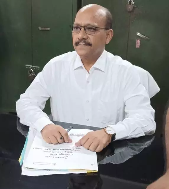 UP के टॉप 10 जिलाधिकारी की सूची में DM उमेश मिश्रा ने बनाया स्थान UP के टॉप 10 जिलाधिकारी की सूची में DM उमेश मिश्रा ने बनाया स्थान