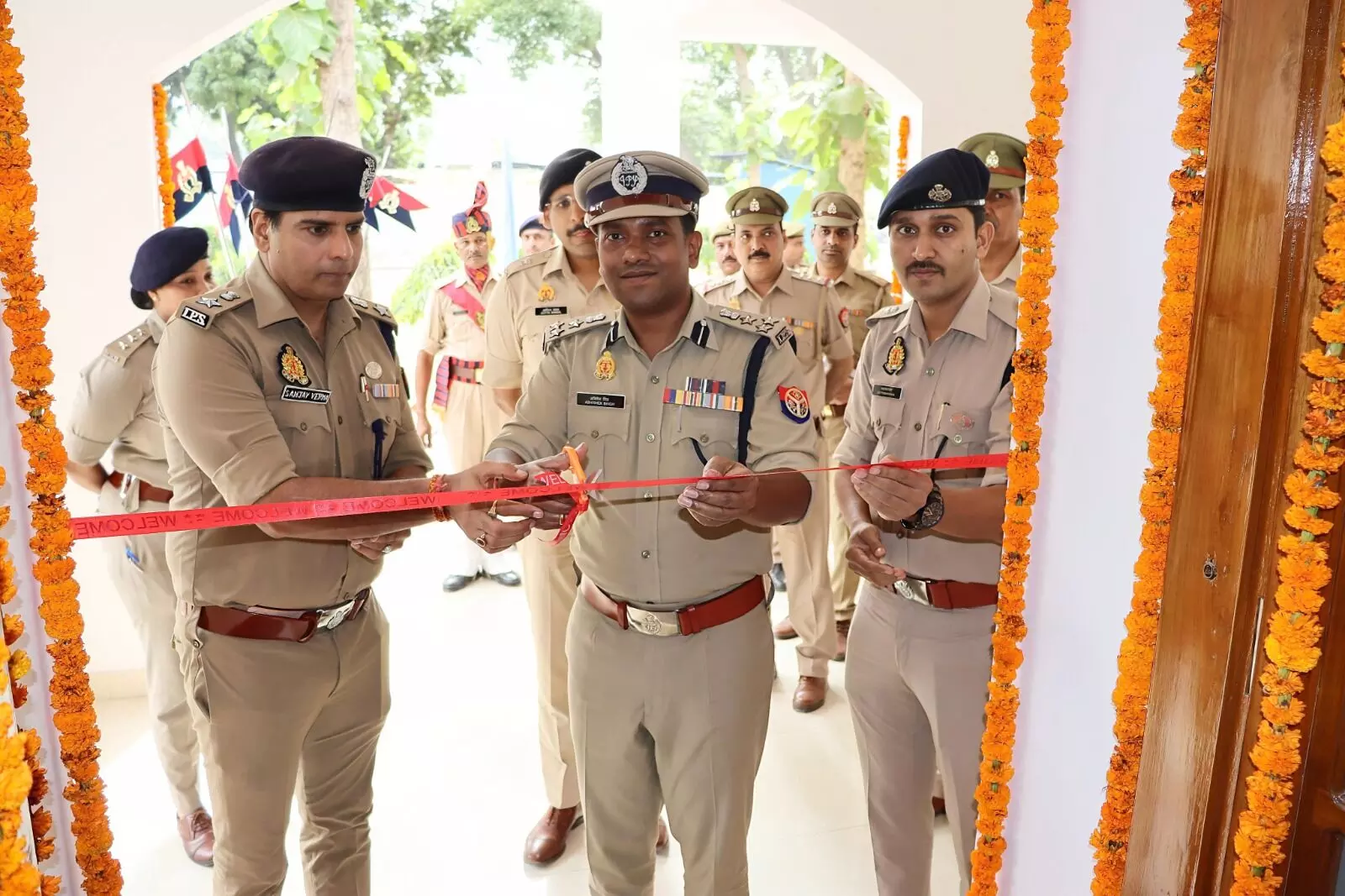 पुलिस लाइन में सभागार कक्ष के सौदर्यकरण व जीर्णोद्वार का हुआ उदघाटन पुलिस लाइन में सभागार कक्ष के सौदर्यकरण व जीर्णोद्वार का हुआ उदघाटन