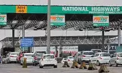 काम की खबर- सरकार का एनुअल फास्ट टैग पास का ऐलान काम की खबर- सरकार का एनुअल फास्ट टैग पास का ऐलान