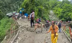 केदारनाथ यात्रा मार्ग पर लैंडस्लाइड-5 मजदूर चपेट में आए- खाई में.....