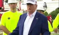 ट्रंप ने फिर ठोंकी छाती- बोले मैंने रुकवाया भारत पाक के बीच...