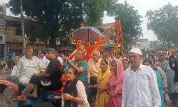 शहर में निकली देवलोक गमन पर गए संत की अंतिम दर्शन पालकी यात्रा शहर में निकली देवलोक गमन पर गए संत की अंतिम दर्शन पालकी यात्रा