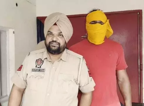 घर के बाहर धांय धांय करके डॉक्टर से मांगी रंगदारी- कबड्डी प्लेयर अरेस्ट