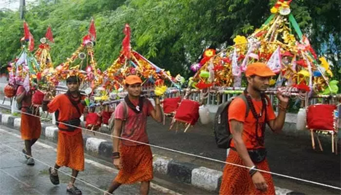 शुरू हो रही कांवड़ यात्रा की तैयारियां शुरू- कांवड़ियों के लिए होंगे सभी प्रबंध शुरू हो रही कांवड़ यात्रा की तैयारियां शुरू- कांवड़ियों के लिए होंगे सभी प्रबंध