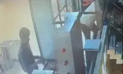 मुठभेड़ में बमबाज अब्दुल्ला अपने गुर्गे के साथ- गिरफ्तार पैर में लगी.. मुठभेड़ में बमबाज अब्दुल्ला अपने गुर्गे के साथ- गिरफ्तार पैर में लगी..