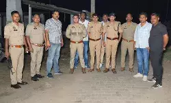 डकैती की प्लानिंग फेल- मुठभेड़ में घायल दो बदमाशों समेत पांच गिरफ्तार डकैती की प्लानिंग फेल- मुठभेड़ में घायल दो बदमाशों समेत पांच गिरफ्तार