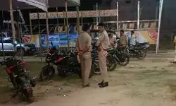 बूढ़ा बाबू मेले में गानों को लेकर विवाद- सेना प्रमुख ने मंदिर में... बूढ़ा बाबू मेले में गानों को लेकर विवाद- सेना प्रमुख ने मंदिर में...