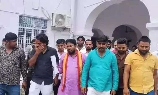 सरदार सेना नेता को धमकी-24 घंटे में तेरा खेल खत्म-डरे नेता ने मांगी...