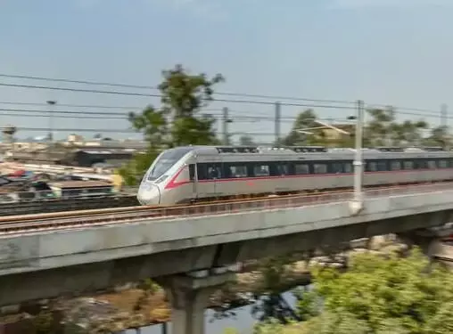 दिल्ली मेरठ कॉरिडोर पर ट्रायल सफल- मोदीपुरम तक दौड़ी नमो भारत ट्रेन दिल्ली मेरठ कॉरिडोर पर ट्रायल सफल- मोदीपुरम तक दौड़ी नमो भारत ट्रेन