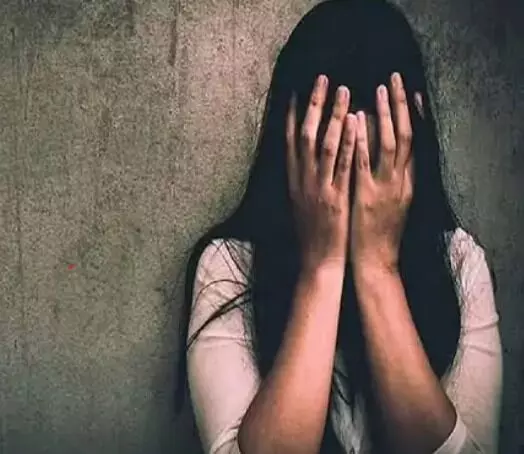 फ्रांस से घूमने आई टूरिस्ट से रेप- युवती हॉस्पिटल में एडमिट फ्रांस से घूमने आई टूरिस्ट से रेप- युवती हॉस्पिटल में एडमिट