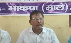 झूठ की राजनीति कर रही सरकार, सत्ता से उखाड़ फेंके जनता- धीरेंद्र झा झूठ की राजनीति कर रही सरकार, सत्ता से उखाड़ फेंके जनता- धीरेंद्र झा