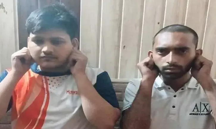 पहले अभद्र पोस्ट- फिर अमन व समीर का मोर बनकर थाने में पीकॉक डांस