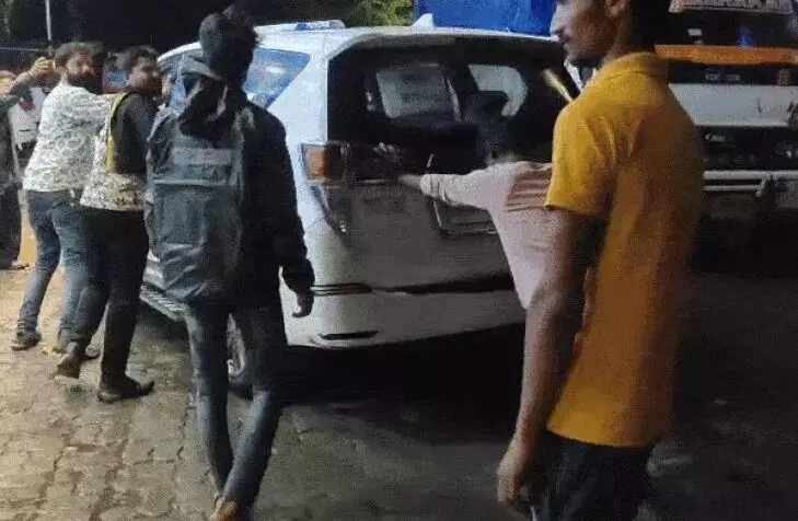 तेल डलवाते ही एक के बाद एक 19 कारें बंद-CM काफिले की कारों में मिला