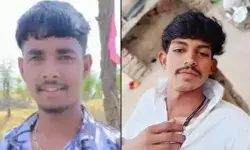 बेकाबू हुई कार पेड़ से टकराई- 2 की मौत- पेड़ के हिस्से को दूर तक.... बेकाबू हुई कार पेड़ से टकराई- 2 की मौत- पेड़ के हिस्से को दूर तक....