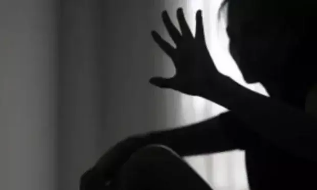 इमोशनली ब्लैकमेल कर गर्लफ्रेंड से रेप- बॉयफ्रेंड ऑप्टिशियन अरेस्ट