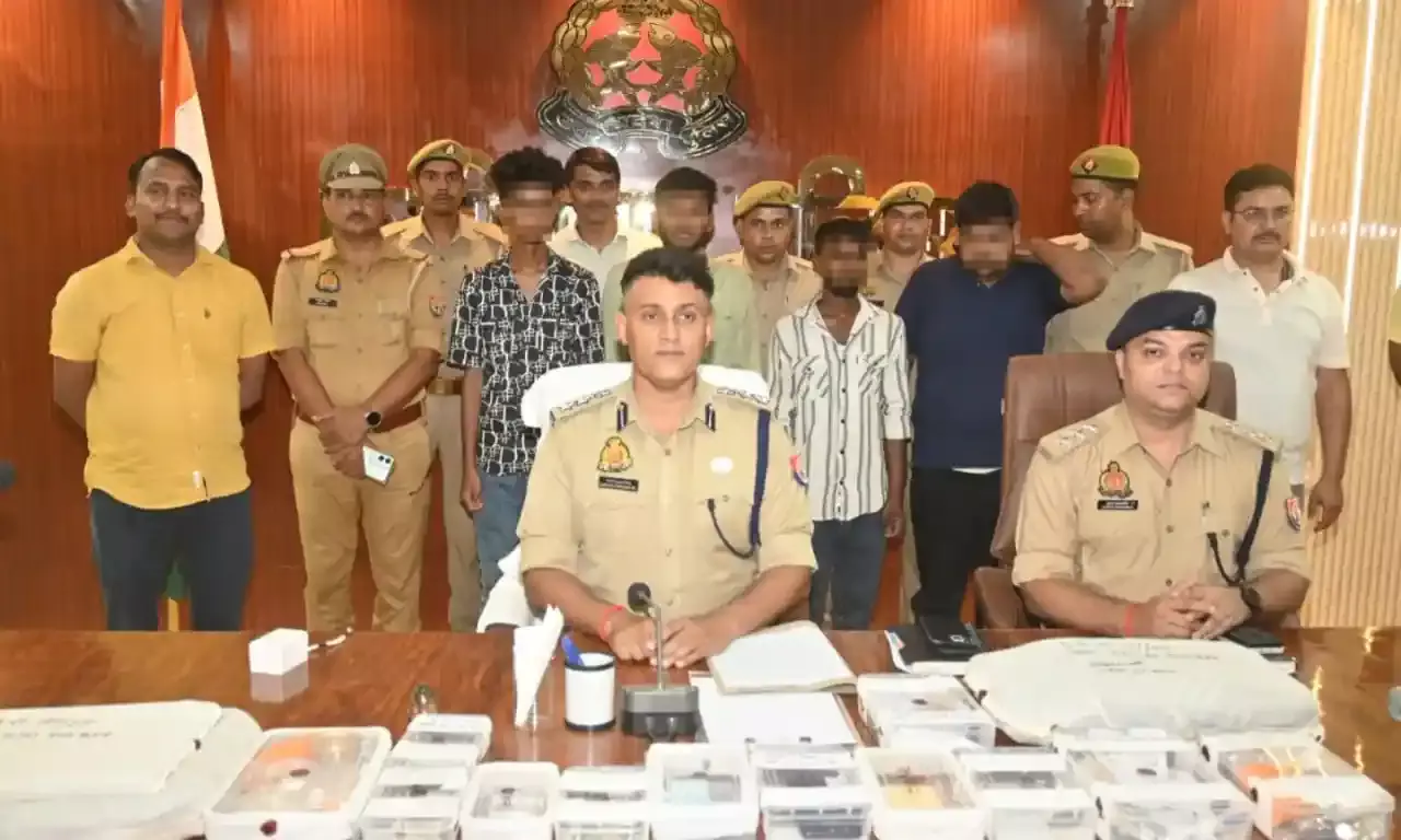 अन्तर्जनपदीय चोरों के गैंग का पर्दाफाश- 4 अरेस्ट, 10 लाख का माल बरामद