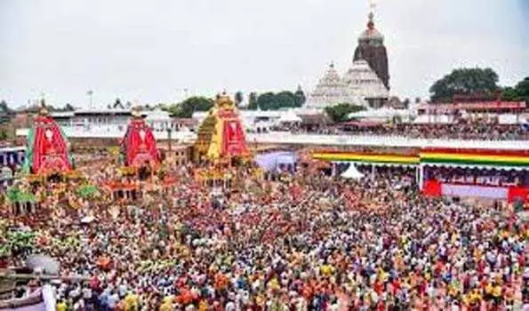 पुरी रथयात्रा में भगदड़ मचने से श्रद्धालुओं की मौत- मची अफरा तफरी पुरी रथयात्रा में भगदड़ मचने से श्रद्धालुओं की मौत- मची अफरा तफरी