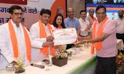 जिले के पांच कारोबारी सीएम के हाथों भामाशाह सम्मान से सम्मानित जिले के पांच कारोबारी सीएम के हाथों भामाशाह सम्मान से सम्मानित