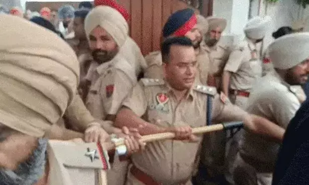 पूर्व मंत्री के ठिकानों पर विजिलेंस की रेड- चार राज्यों में छापेमारी