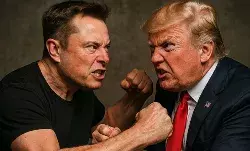 मास्क की वार्निंग के बाद ट्रंप की धमकी- अपनी दुकान बंद कर वापस लौट..