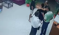 चप्पल एवं लोअर व टीशर्ट ने कराई XEN की फजीहत- मंत्री ने किया सस्पेंड चप्पल एवं लोअर व टीशर्ट ने कराई XEN की फजीहत- मंत्री ने किया सस्पेंड