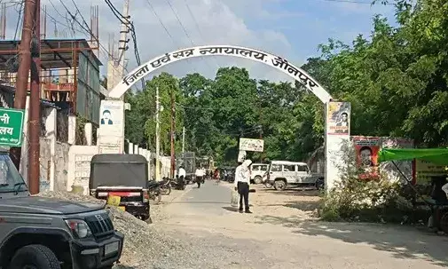अवहेलना पर कोर्ट का एक्शन- दो थानेदारों की तनख्वाह पर लगाया ब्रेक