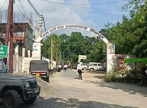अवहेलना पर कोर्ट का एक्शन- दो थानेदारों की तनख्वाह पर लगाया ब्रेक