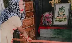 पहिए में साड़ी फंसने से बाइक से गिरी महिला को गाड़ी ने कुचला- पति.... पहिए में साड़ी फंसने से बाइक से गिरी महिला को गाड़ी ने कुचला- पति....