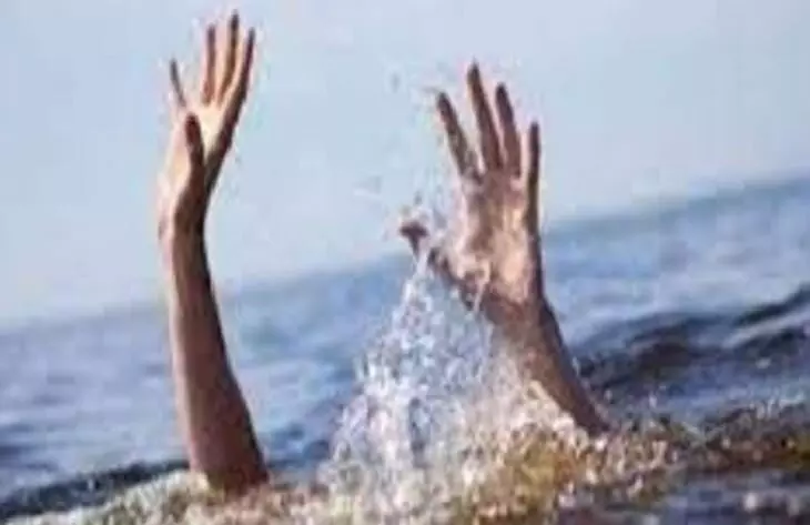 नहाने गए 15 वर्षीय मासूम की तलाब में डूबने से हुई मौत नहाने गए 15 वर्षीय मासूम की तलाब में डूबने से हुई मौत