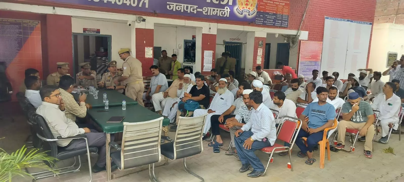 थाने पर खड़े वाहन हुए नीलाम- लाखों का राजस्व हुआ प्राप्त