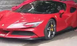 महाराष्ट्र में दर्ज फरारी बेंगलुरु में दौड़ती मिली-करोड़ों में छूटा.