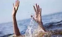 नहाने गए 15 वर्षीय मासूम की तलाब में डूबने से हुई मौत नहाने गए 15 वर्षीय मासूम की तलाब में डूबने से हुई मौत