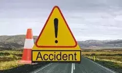 ओवर स्पीड डंफर ने मारी टक्कर- बाइक सवार दो युवकों की जीवन लीला समाप्त ओवर स्पीड डंफर ने मारी टक्कर- बाइक सवार दो युवकों की जीवन लीला समाप्त