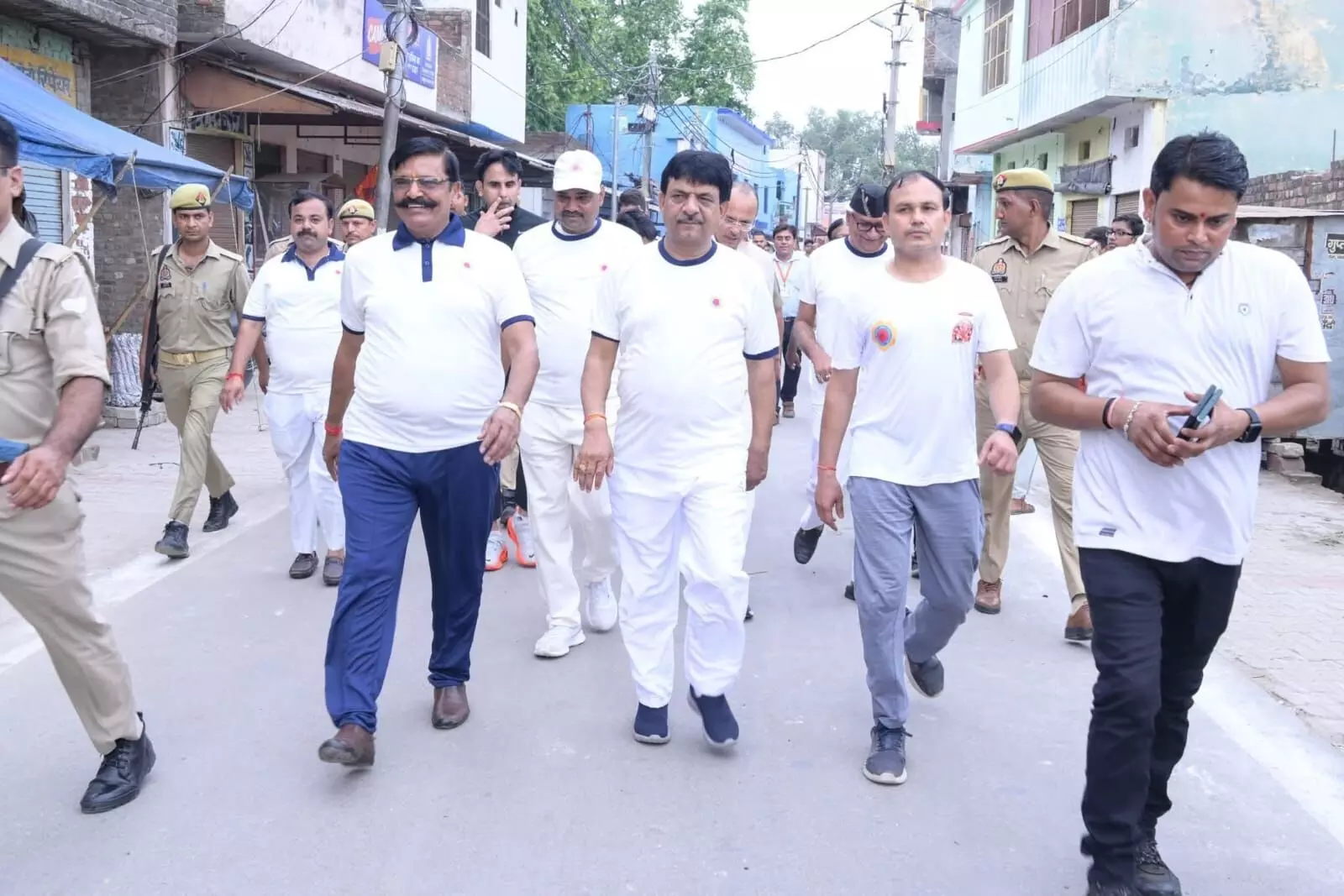 अंतरराष्ट्रीय वैश्य महासम्मेलन में हुई मैराथन दौड़-पहुंचे मंत्री कपिल देव अंतरराष्ट्रीय वैश्य महासम्मेलन में हुई मैराथन दौड़-पहुंचे मंत्री कपिल देव