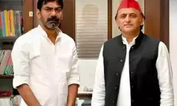 आधा सैकड़ा से अधिक मुकदमों में वांछित सपा नेता पर₹50000 का इनाम आधा सैकड़ा से अधिक मुकदमों में वांछित सपा नेता पर₹50000 का इनाम