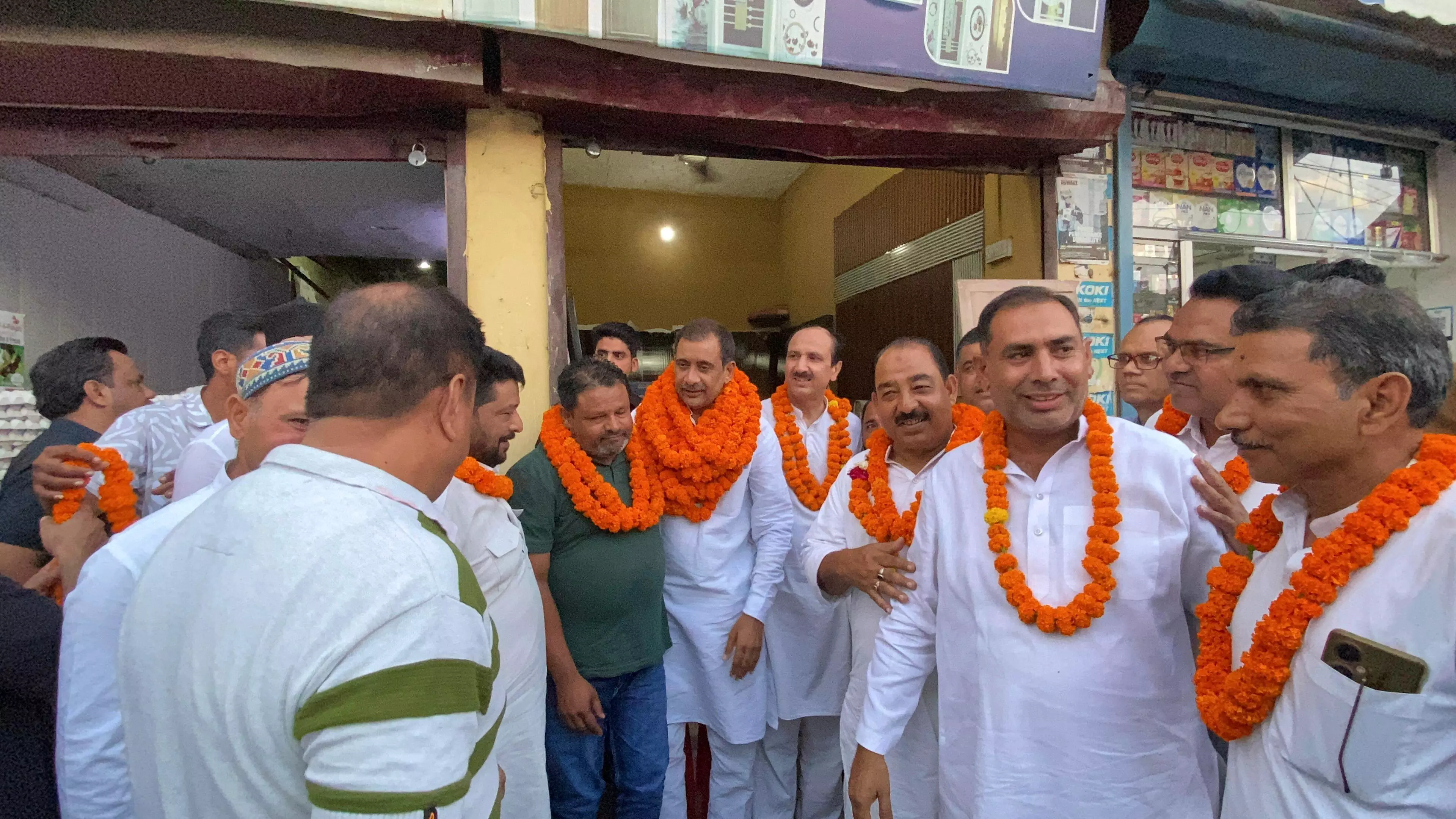 अल्पसंख्यक आयोग के सदस्य नफीस का हुआ स्वागत- धामी का किया धन्यवाद अल्पसंख्यक आयोग के सदस्य नफीस का हुआ स्वागत- धामी का किया धन्यवाद