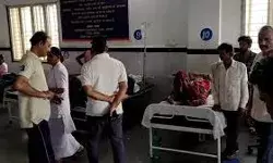 बारिश से बचने के लिए ढाबे पर रुके श्रद्धालु-दीवार गिरने से महिला की मौत बारिश से बचने के लिए ढाबे पर रुके श्रद्धालु-दीवार गिरने से महिला की मौत