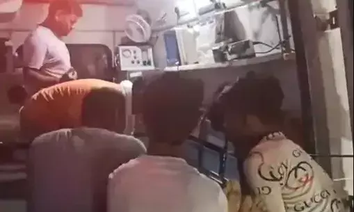 नमामि गंगे योजना के तहत बन रही टंकी से गिरा मजदूर- कंडीशन सीरियस