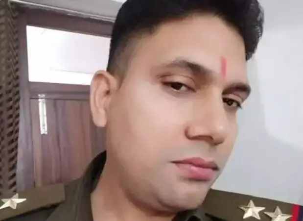 किडनैप कर 3 लाख की वसूली करने वाला दरोगा सस्पेंड-रिपोर्ट दर्ज होते ही