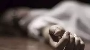 पत्नी से विवाद के बाद पति ने फांसी लगाकर की जीवन लीला समाप्म पत्नी से विवाद के बाद पति ने फांसी लगाकर की जीवन लीला समाप्म