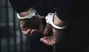 सगी बहन का गला घोंटा- पुलिस ने भाई भाभी को किया अरेस्ट सगी बहन का गला घोंटा- पुलिस ने भाई भाभी को किया अरेस्ट