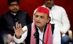 सरकारी अस्पतालों में बदइंतजामी, मरीज नर्सिंग होम में जाने को विवश- अखिलेश