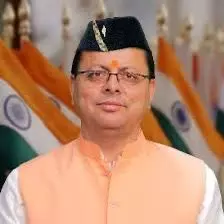 धामी ने फरियादियों की समस्या सुनी, अधिकारियों को दिये कार्यवाही करने..