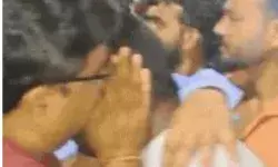 भाजपा पार्षद के ड्राइवर की पत्नी से गैंगरेप- हाथ पैर बांधकर की दरिंदगी भाजपा पार्षद के ड्राइवर की पत्नी से गैंगरेप- हाथ पैर बांधकर की दरिंदगी